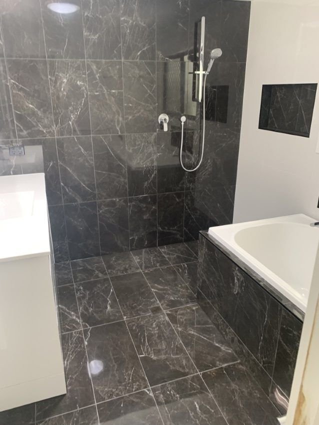 James The Tiler - Redlands in Cleveland