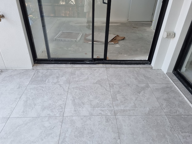 ReztilingQLD in Kingston