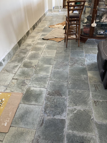 Tile Cleaning & Sealing Sydney in Waterloo