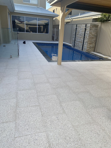 United surfaces in Iluka